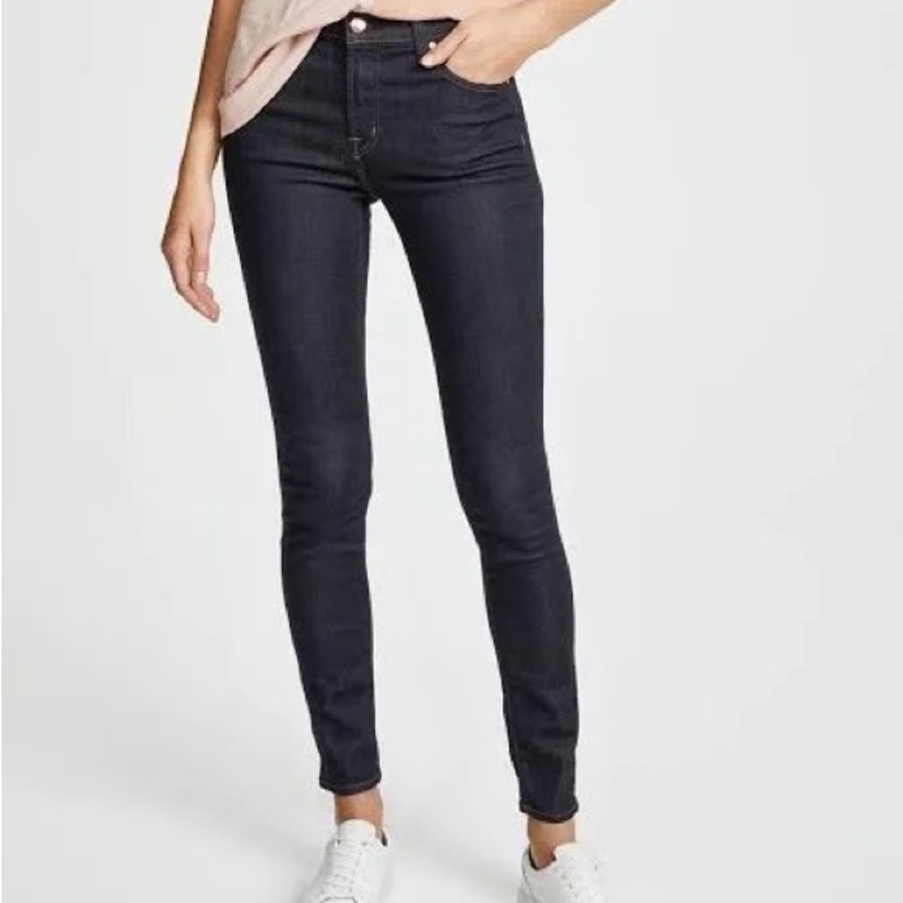 NEW! J Brand 9.5” Mid-rise Dark Wash Slim  Fit Jeans. 28.